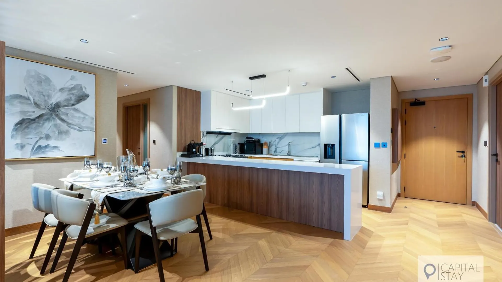 Luxury Beachfront 3 Bed Apt In Dubai Jbr 0*,  United Arab Emirates
