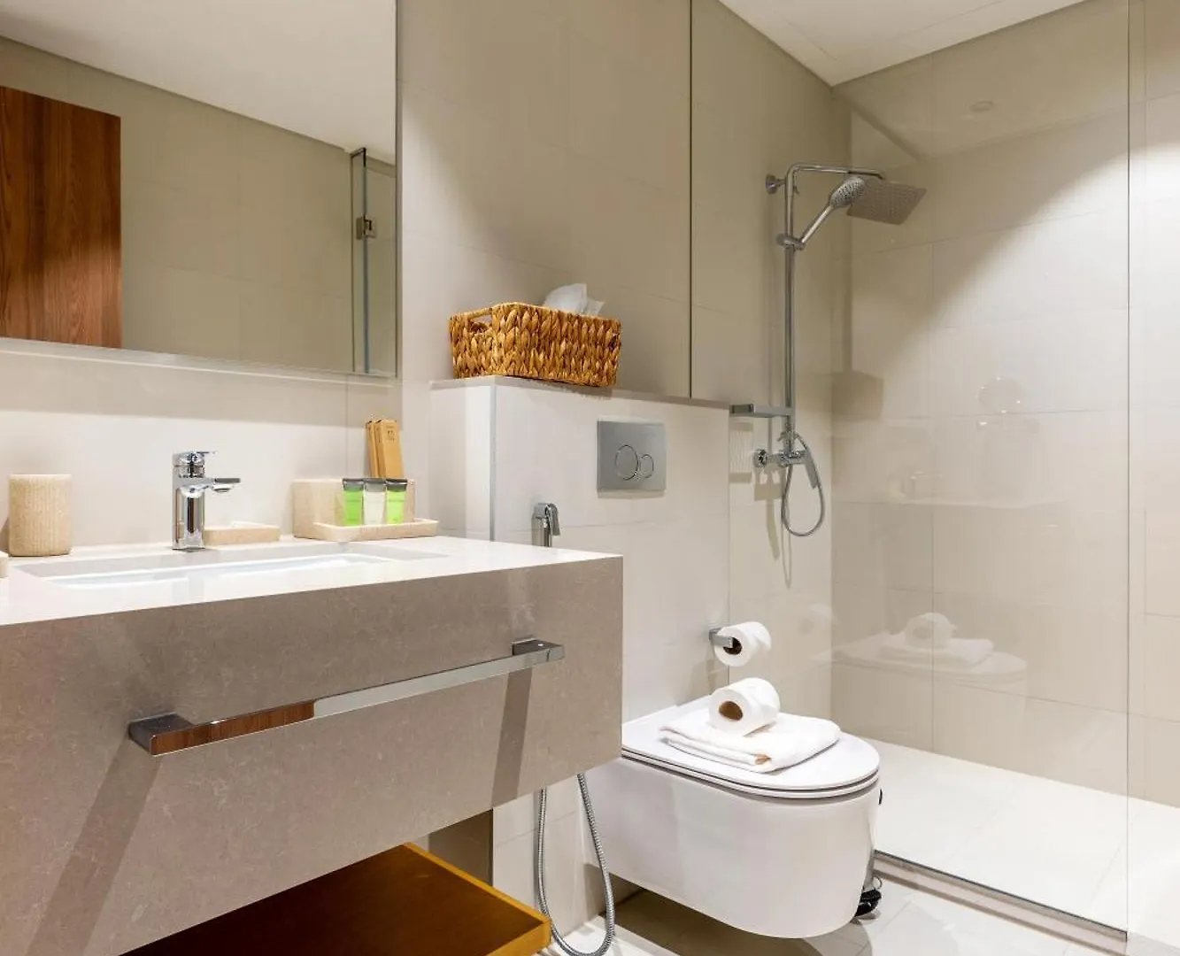 Luxury Beachfront 3 Bed Apt In Dubai Jbr 0*,