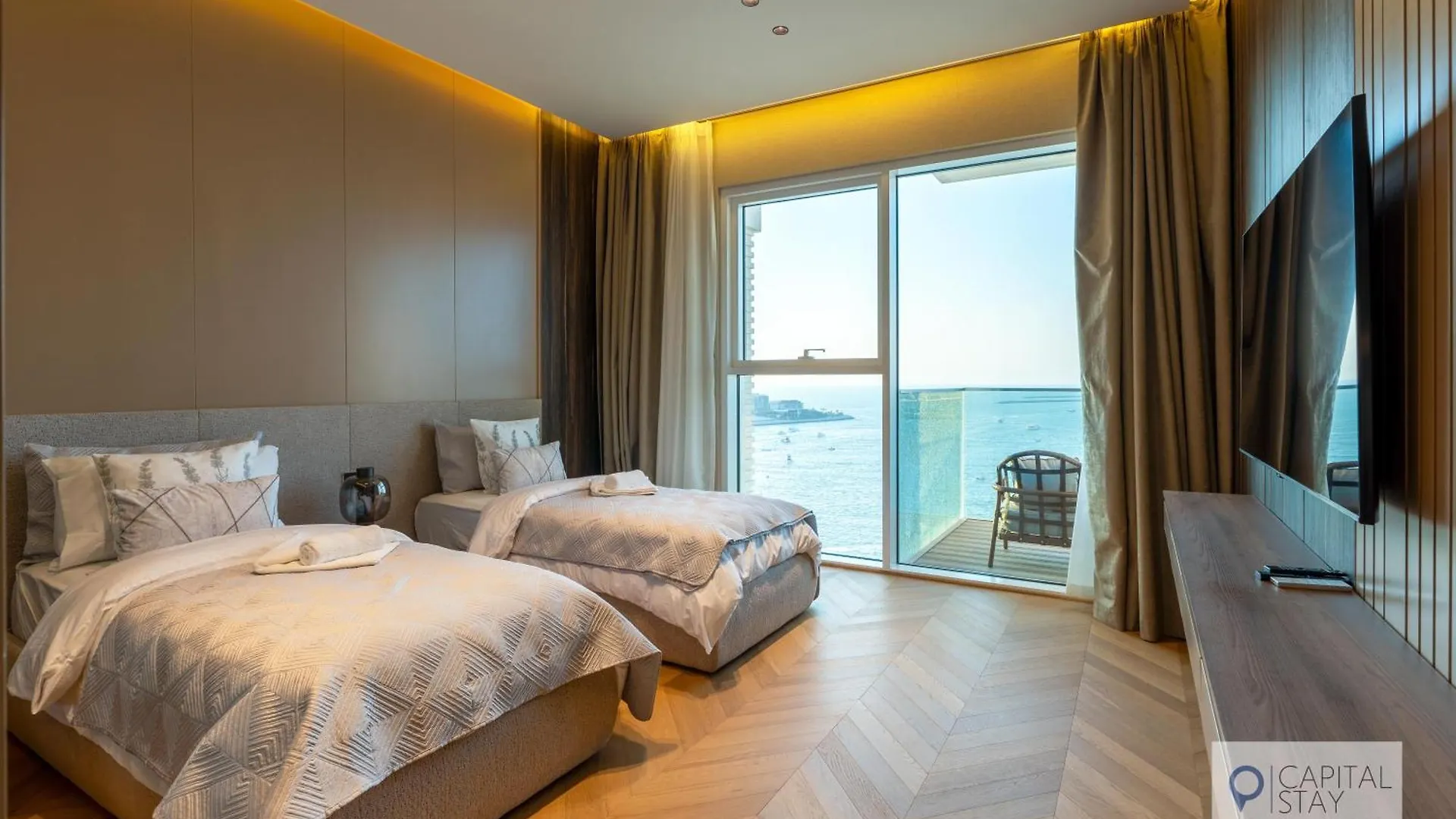 Luxury Beachfront 3 Bed Apt In Dubai Jbr