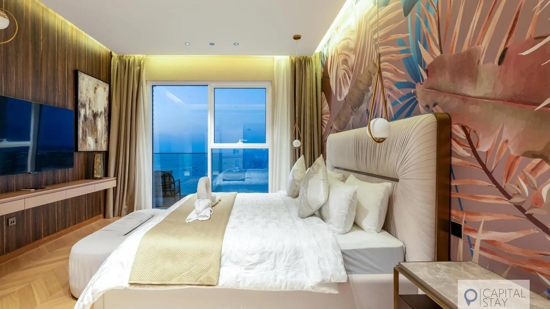 Luxury Beachfront 3 Bed Apt In Dubai Jbr